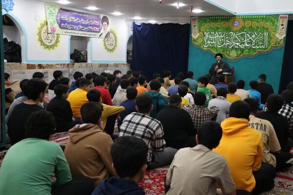 اعتکاف دانش آموزی در مساجد لنگرود