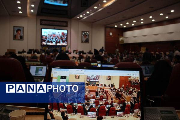 اتاق کنترل وضعیت ستاد انتخابات شهر مشهد