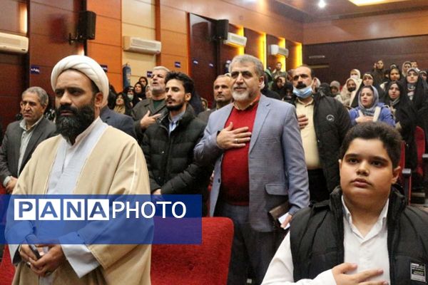 تجلیل از مقام مادر و گرامیداشت مقام حضرت فاطمه(س) در جشن روز مادر دانشگاه آزاد فیروزکوه