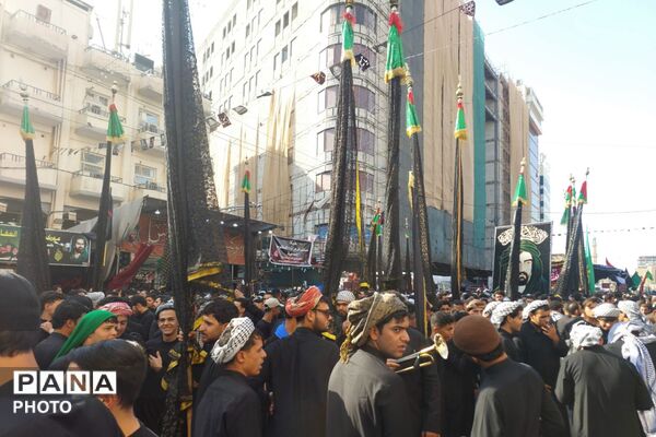 شکوه اربعین در کربلا