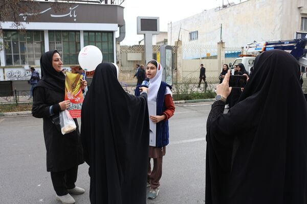 شرکت دانش‌آموزان اردبیلی در راهپیمایی یوم‌الله ۱۳ آبان