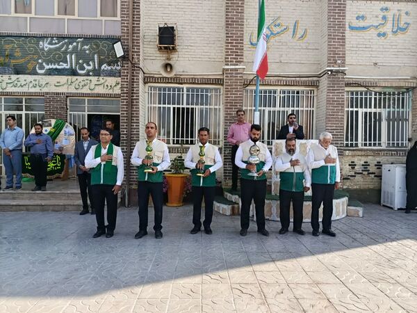 حضور خادمان حرم حرم امام رضا (ع) در دبستان حضرت قاسم‌ابن‌الحسن یزد 