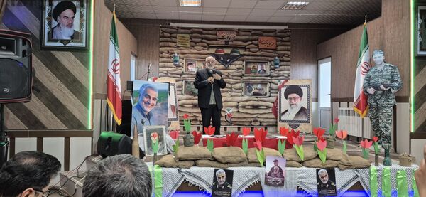 یادواره شهدای مدافع حرم در دبستان شاهد آقامصطفی خمینی کاشمر