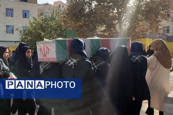 مدراس شهرستان قدس میزبان پرچم حرم امام حسین (ع) و شهید گمنام 