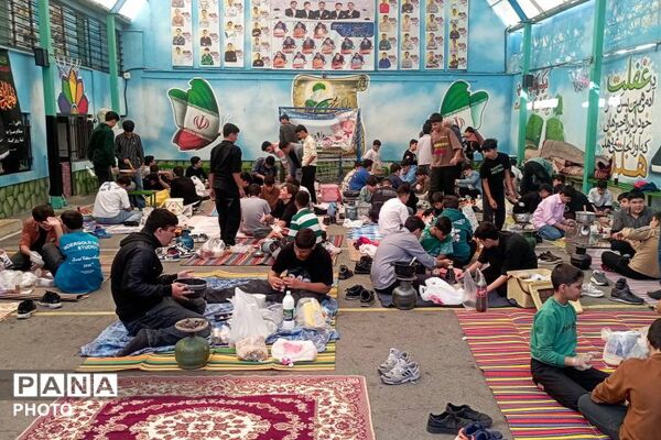 کارگاه آشپزی؛در مدرسه موعود بهارستان یک