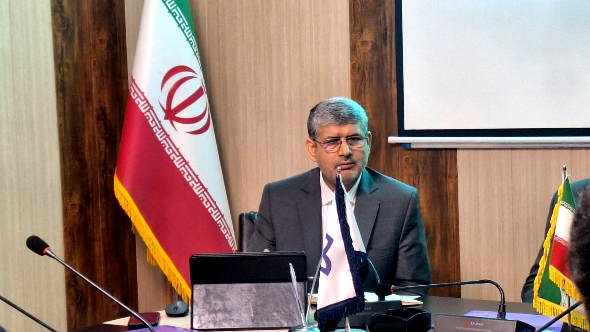تأمین منابع انسانی آموزش‌وپرورش از طریق ظرفیت‌های قانونی امکان‌پذیر است