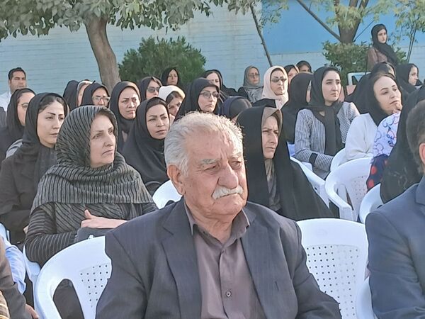  اولین مجمع انجمن اولیا و مربیان در دبیرستان فاطمیه