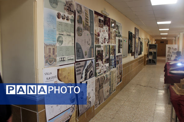 برپایی نمایشگاه هفته مشاغل در هنرستان شهید مهدی هندویان قم