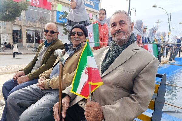 راهپیمایی ۲۲ بهمن در مشهدمرغاب