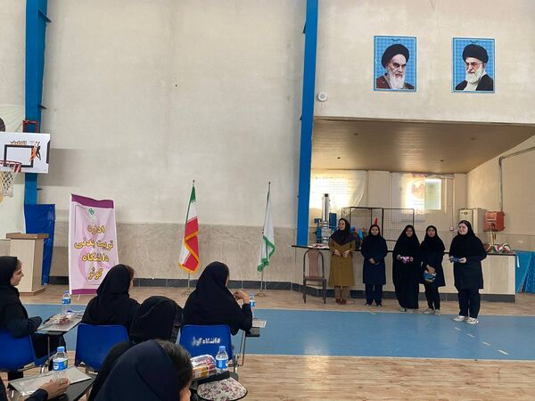 حضور دانش آموزان دبیرستان ۱۵خرداد در اردوی راهیان پیشرفت 
