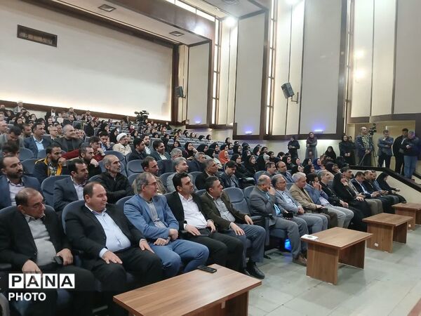 گرامیداشت هفته امور تربیتی و تربیت اسلامی در گلستان