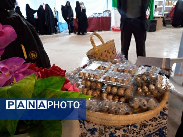 نمایشگاه محصولات اقتصادی در شهرستان