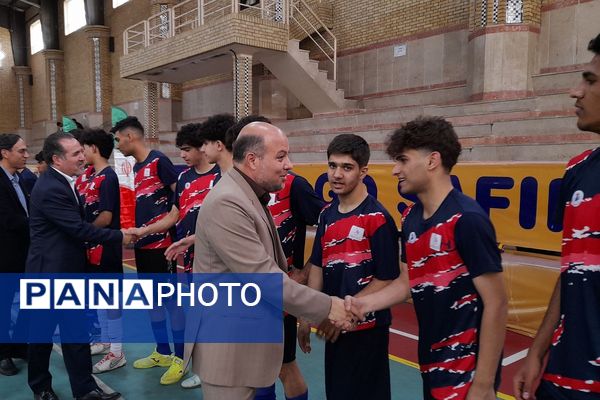 برگزاری اردوی انتخابی تیم ملی دانش آموزی فوتسال با حضور جمعی از مسئولان در ناحیه دو شهرری 