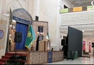 برپایی میز خدمت در حرم مطهر شاهچراغ (ع)