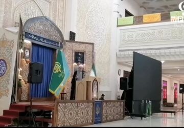 برپایی میز خدمت در حرم مطهر شاهچراغ (ع)