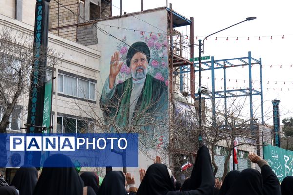 اجتماع عظیم منتظران ظهور در میدان شهدا مشهد