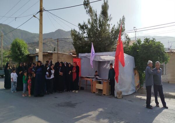 استقبال پر شور مردم چاروسا از کاروان خدام رضوی