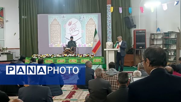  محفل انس با قرآن در امامزاده سید محمد (ع) کاشمر