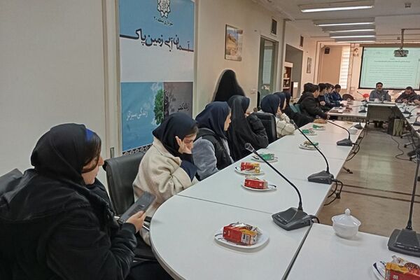 برگزاری نشست توجیهی شیوه نامه راه اندازی خانه محیط زیست 