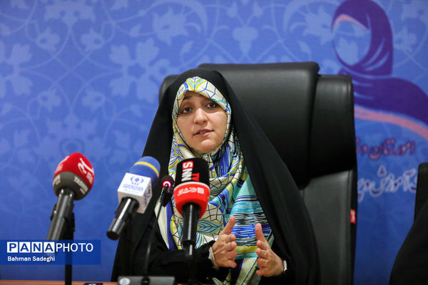 معاون رئیس جمهور در امور زنان و خانواده عازم قاهره شد