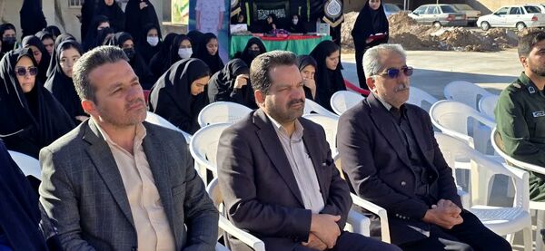 برگزاری یادواره «لاله‌های روشن» در دبیرستان مهدیه