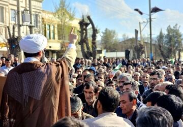 حضور پرشور مردم جان‌برکف لردگان در بیعت سراسری با امام امت