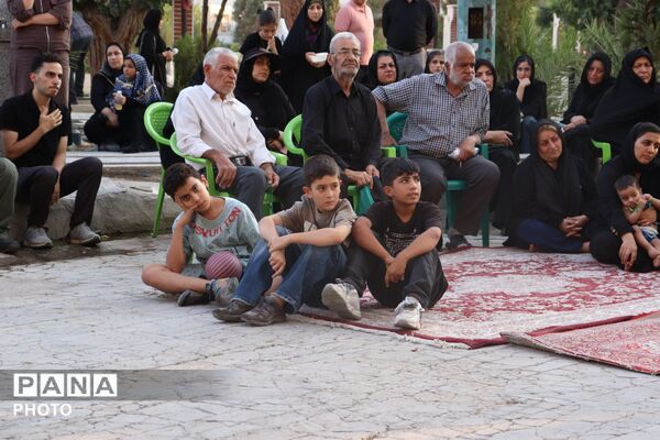 طنین تعزیه در صحن امام‌زاده عقیل (ع) اسلامشهر 