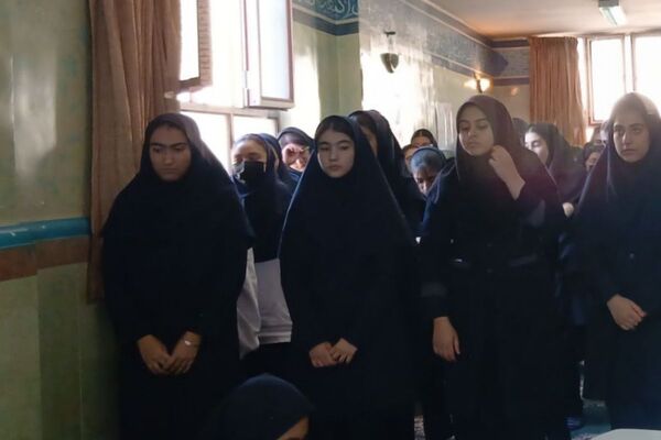 برگزاری نمادین رویداد مدرسه‌ای نوجهان در دبیرستان هفده شهریور شهرستان فیروزکوه