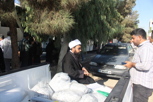 اعزام نخستین گروه از دختران دانش‌آموز ناحیه یک قم به اردوی راهیان نور