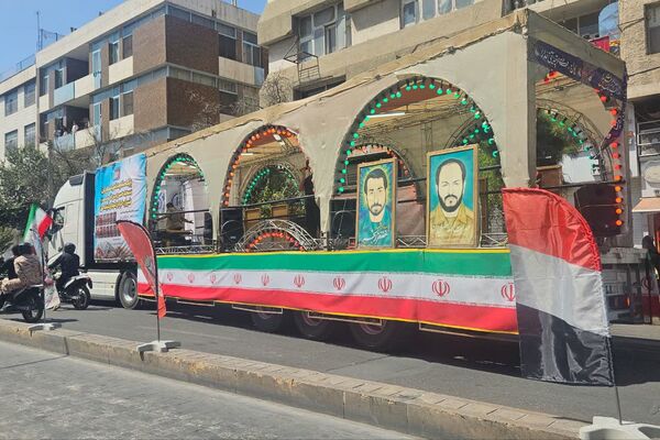 راهپیمایی جان‌فدایان ایران در شیراز - 1