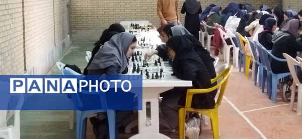 مسابقات شطرنج متوسطه دختران شهرستان قدس 