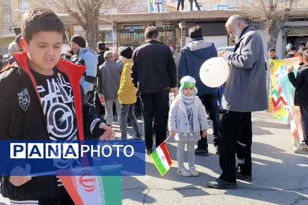 راهپیمایی ۲۲ بهمن در چهل و ششمین سالگرد پیروزی شکوهمند انقلاب اسلامی در شهرستان آباده