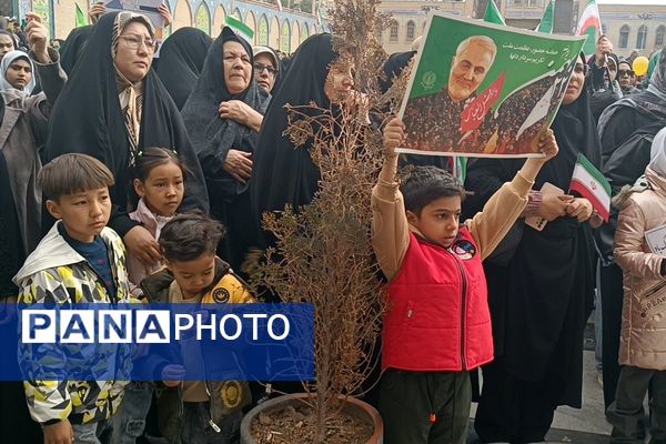 شور انقلابی در پیشوا، همه یکصدا برای ایران در 22 بهمن