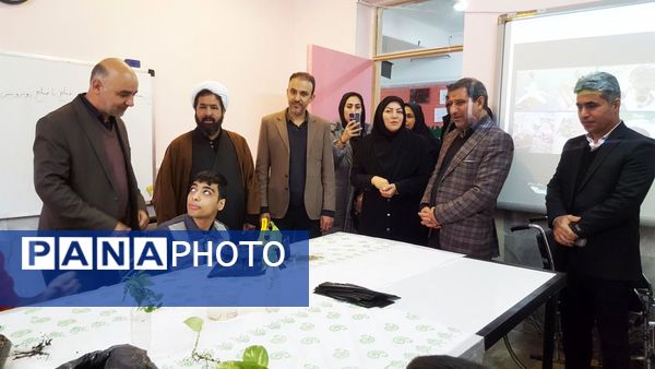 بازدید معاون استاندار و فرماندار مشهد مقدس از دبستان چند معلولیتی کوشا