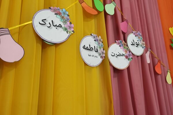 برگزاری جشن روز مادر در دبستان ایمان رباط‌کریم