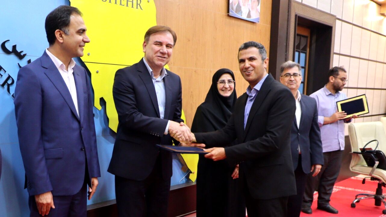 تجلیل از شوراهای برتر آموزش و پرورش استان بوشهر با حضور معاون وزیر