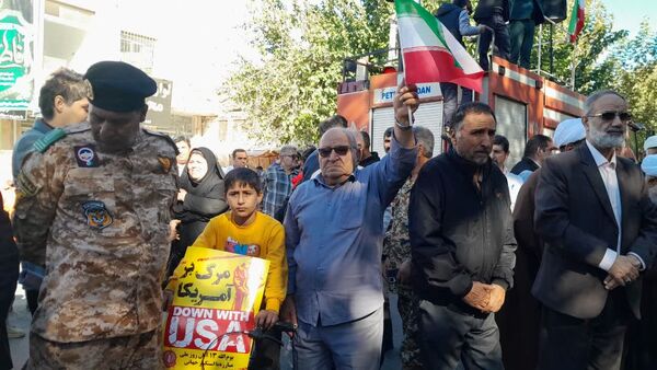 امروز صدای مرگ بر آمریکا در خیابان های شهر پیچید