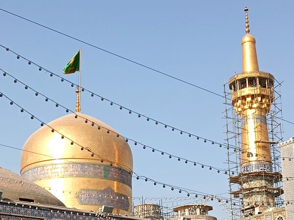 سفر به قلب خورشید هشتم