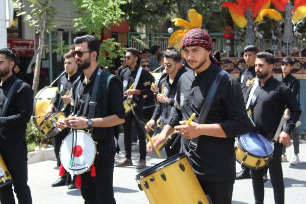 برپایی پرشور مراسم عزاداری سیدالشهدا در خیابان‌های نیشابور 