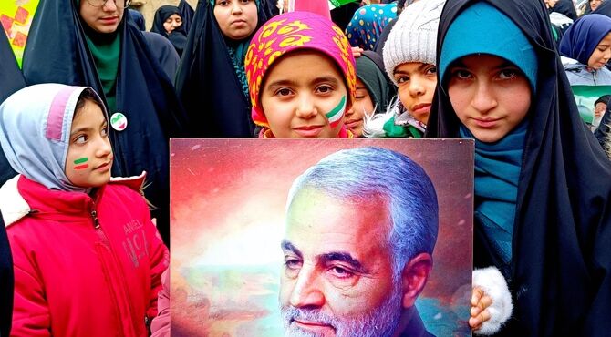 راهپیمایی ۲۲ بهمن در علی‌آباد