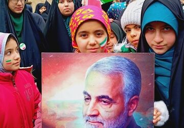 راهپیمایی ۲۲ بهمن در علی‌آباد