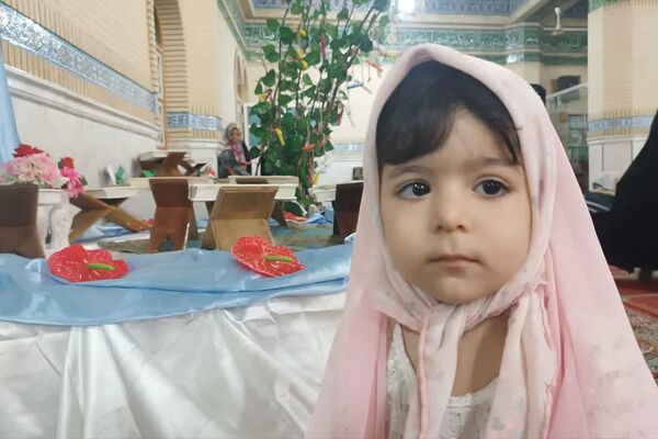 حضور پرشور دانش‌آموزان و فرهنگیان در نماز جمعه این هفته شهرستان ورامین