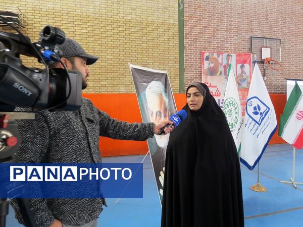 همایش پیشگیری از آسیب‌های چهارشنبه سوری در دبیرستان نرجس بجنورد