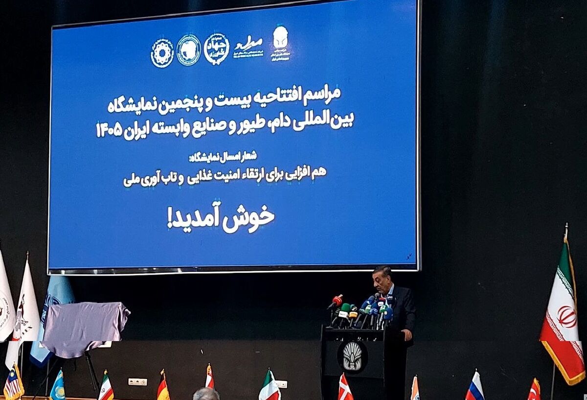 با وجود جنگ و تحریم، تولید و صادرات ‌ادامه دارد/ همه بخش‌ها باید با همکاری و همت ملی برای افزایش تاب‌آوری اقتصادی تلاش کنند