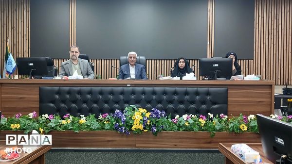 تجلیل از ستاره‌های نوجوان  در تهران