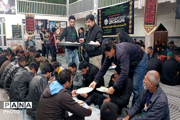 ضیافت افطاری همراه با نماز جماعت مغرب و عشاء در مسجد جامع شهر بار 