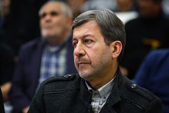 دانش آموزان با قدرت مسیر شهدا را ادامه دهند 