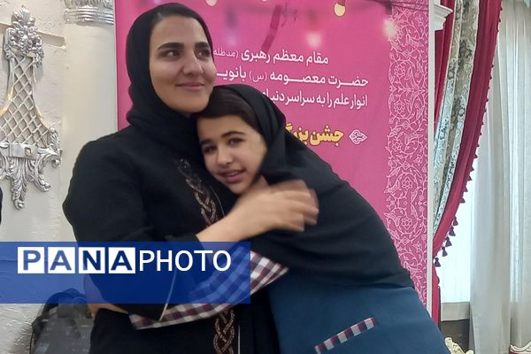 برگزاری جشن میلاد بانوی کرامت در هتل سامان شهرستان قرچک 