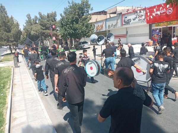 اجتماع حسینیان وعزاداری هیات مساجد و روستاهای اطراف در چناران
