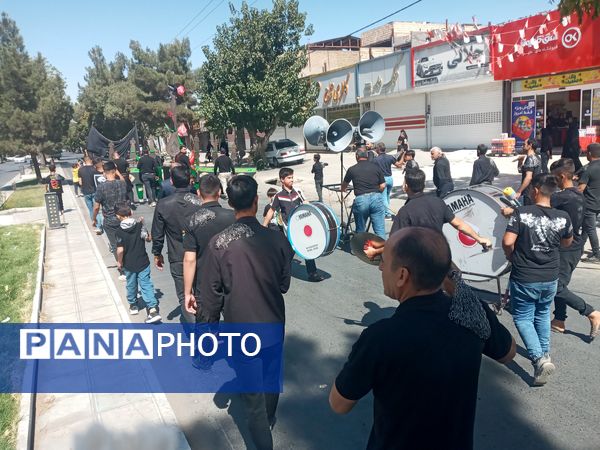 اجتماع حسینیان وعزاداری هیات مساجد و روستاهای اطراف در چناران